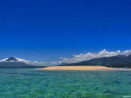 Tiwi, Albay Image