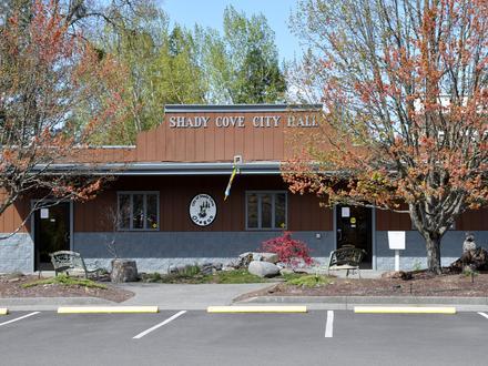 Shady Cove Image