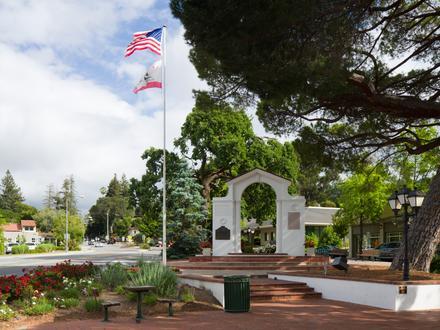 Saratoga Image
