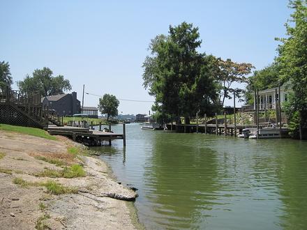 Horseshoe Lake Image