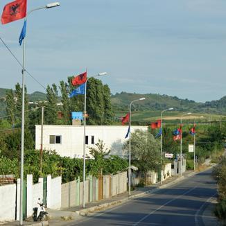 Manëz Immagine