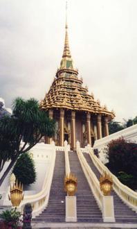Phra Phutthabat Image