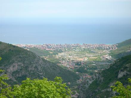 Loano Image