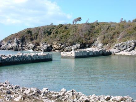 Formia Image