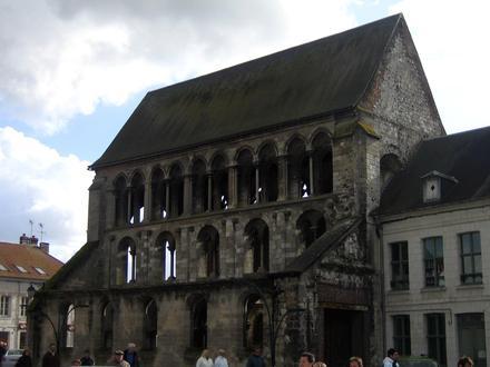 Doullens Image