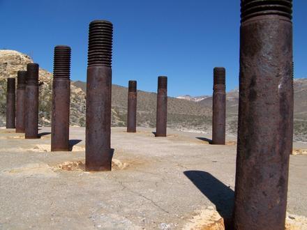 Gold Center Image
