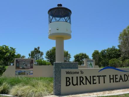 Burnett Heads Image