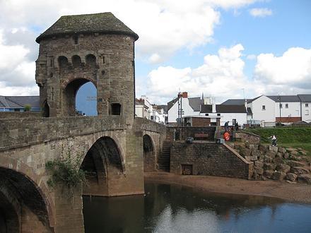 Monmouth Resim