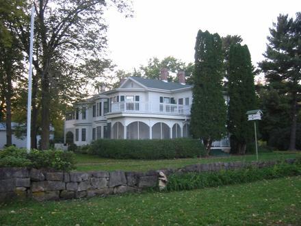 Frontenac Image