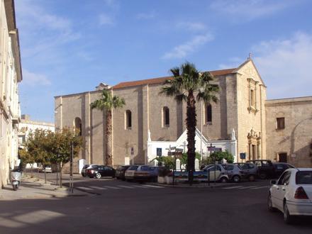 Leverano Image