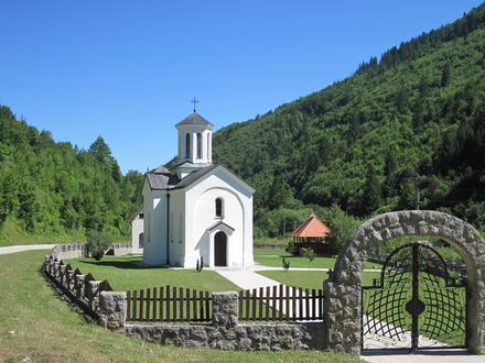Ljubiš Image