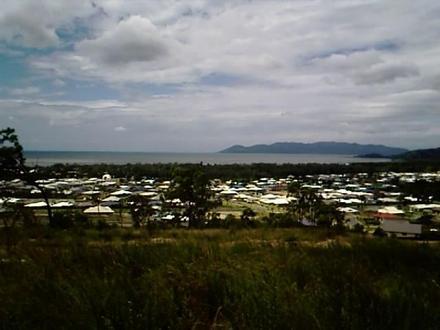 Bushland Beach Image