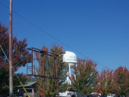 Locust Grove Image