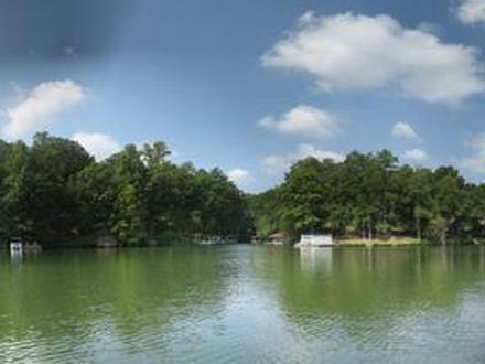 Imagen de Berkeley Lake