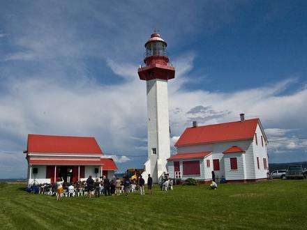 Métis-sur-Mer Image