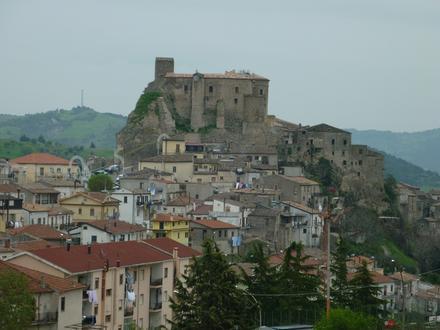 Oriolo Image
