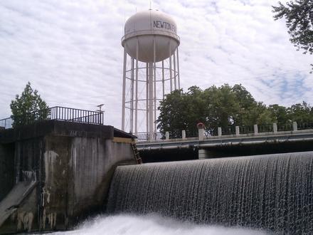 Newton Falls Image