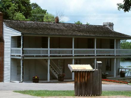 Dover, Tennessee Image