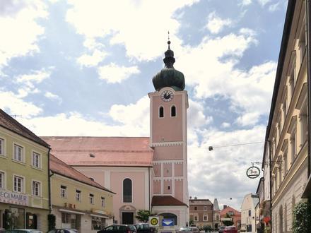 Landau an der Isar Image