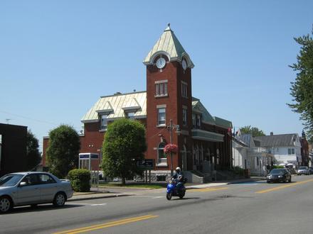 Louiseville Image