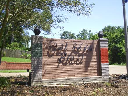 Oak Hills Place Image