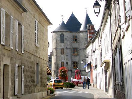 Vic-sur-Aisne Image