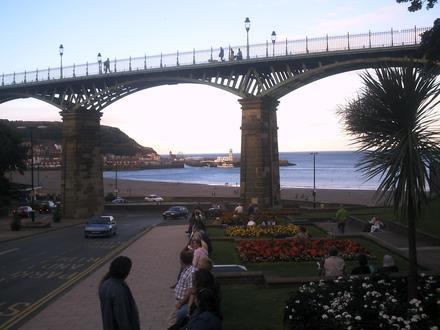 Scarborough Gambar